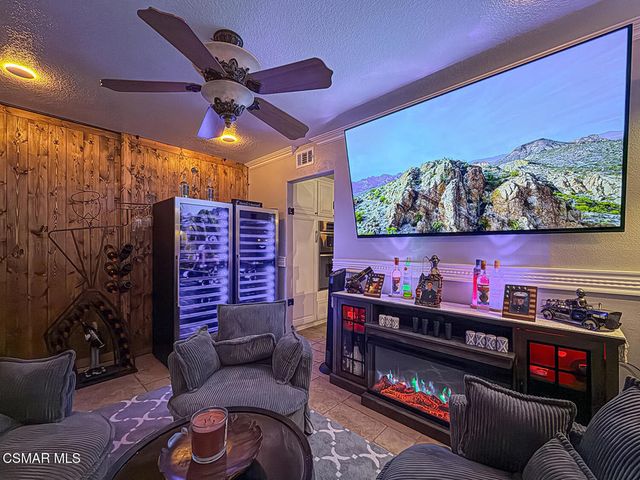 371 Havenside Avenue, Newbury Park, CA 91320