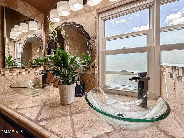 371 Havenside Avenue, Newbury Park, CA 91320