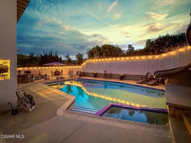 371 Havenside Avenue, Newbury Park, CA 91320