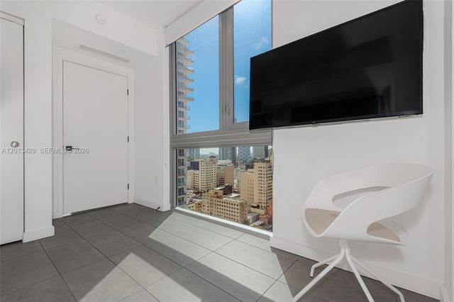 227 NE 2nd St 2206, Miami, FL 33132