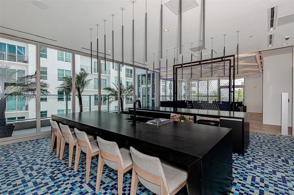 227 NE 2nd St 2206, Miami, FL 33132