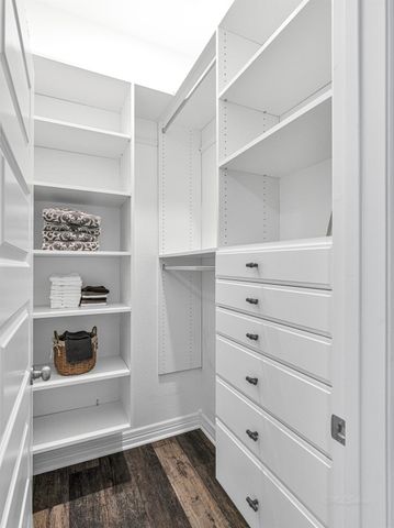 920 Lunar View Court, Katy, TX 77493