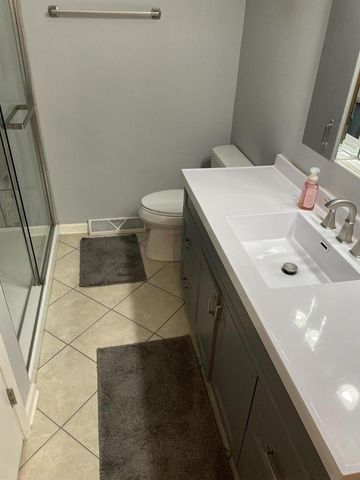 N51W15819 Fair Oak PARKWAY, Menomonee Falls, WI 53051