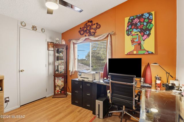 792 W Laguna Street, Tucson, AZ 85705
