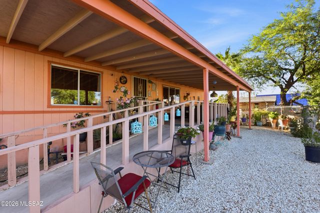 792 W Laguna Street, Tucson, AZ 85705