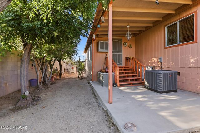 792 W Laguna Street, Tucson, AZ 85705