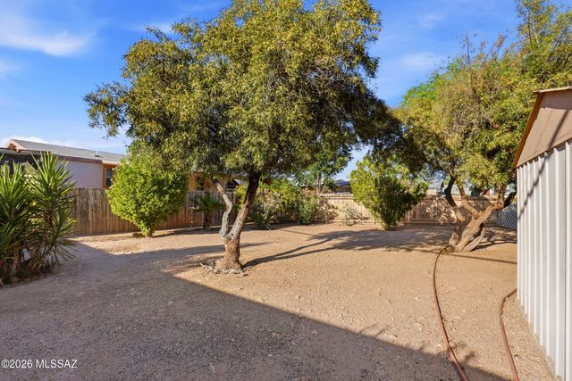 792 W Laguna Street, Tucson, AZ 85705