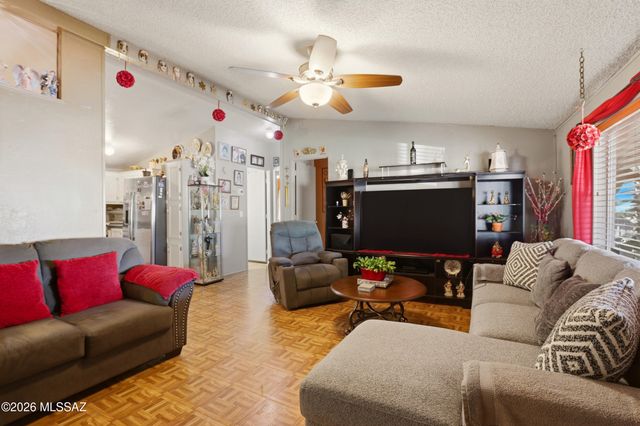 792 W Laguna Street, Tucson, AZ 85705