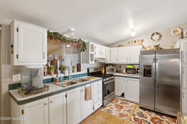 792 W Laguna Street, Tucson, AZ 85705