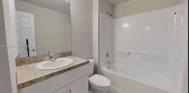 7012 CALDER CT, La Belle, FL 33935