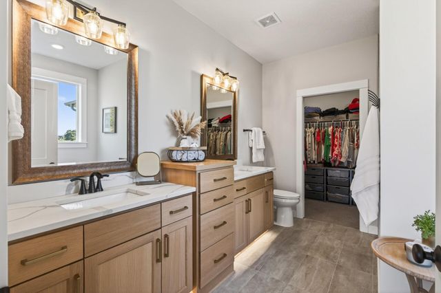 20718 Tamarack Street NW, Oak Grove, MN 55011