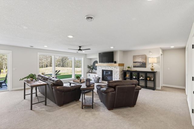 20718 Tamarack Street NW, Oak Grove, MN 55011
