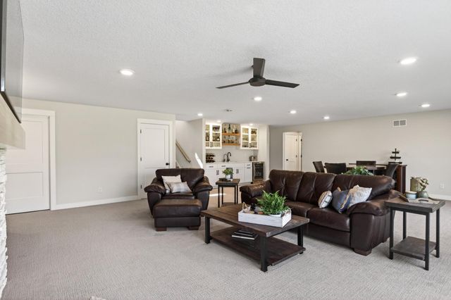 20718 Tamarack Street NW, Oak Grove, MN 55011