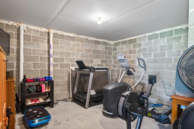 20718 Tamarack Street NW, Oak Grove, MN 55011
