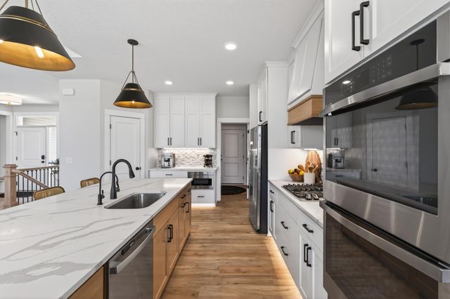 20718 Tamarack Street NW, Oak Grove, MN 55011