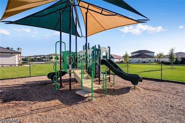 4085 Caracalla WAY, North Fort Myers, FL 33917