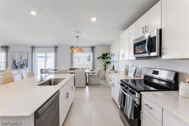 4085 Caracalla WAY, North Fort Myers, FL 33917