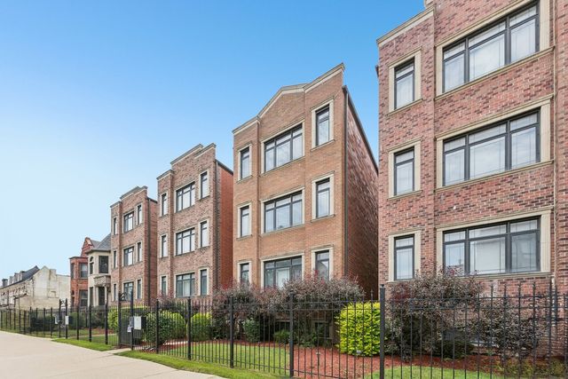 4322 S FORRESTVILLE Avenue 3, Chicago, IL 60653