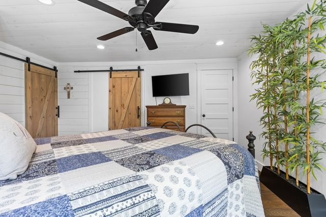 74 Valley Drive, Ellijay, GA 30536