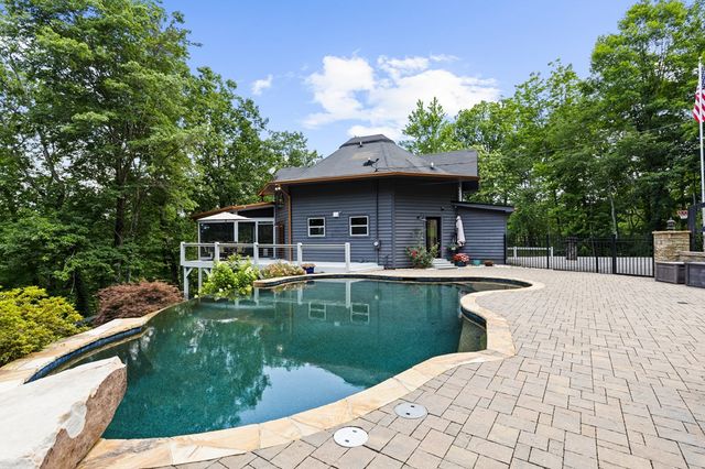 74 Valley Drive, Ellijay, GA 30536