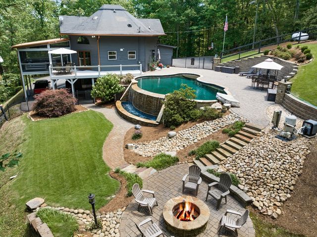 74 Valley Drive, Ellijay, GA 30536