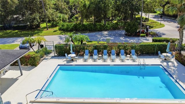 135 PINEWINDS BOULEVARD, Oldsmar, FL 34677