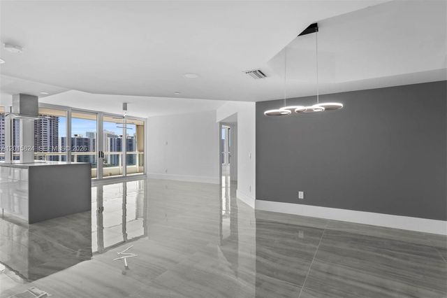 21055 Yacht Club Dr 1409, Aventura, FL 33180