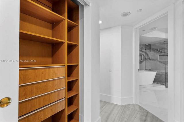 21055 Yacht Club Dr 1409, Aventura, FL 33180