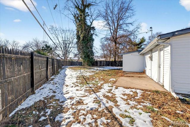 300 Saint Kevin Street, Cahokia, IL 62206