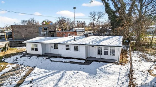 300 Saint Kevin Street, Cahokia, IL 62206