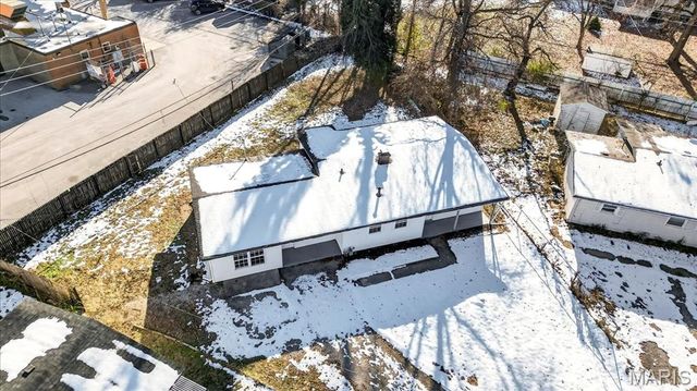 300 Saint Kevin Street, Cahokia, IL 62206