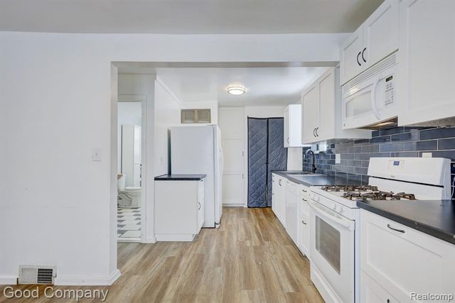 298 Oregon Street, Ypsilanti, MI 48198