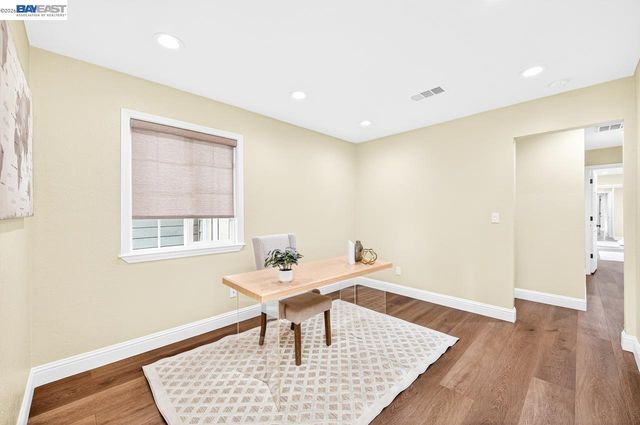 575 Bell Ave, Livermore, CA 94550