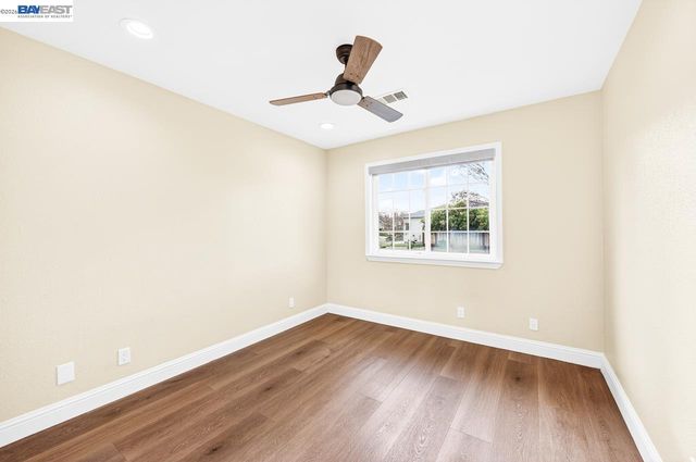 575 Bell Ave, Livermore, CA 94550