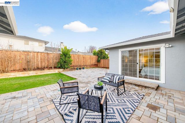 575 Bell Ave, Livermore, CA 94550