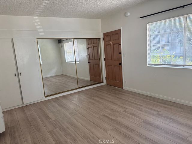10438 Scoville, Sunland, CA 91040