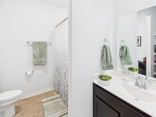 148 Ginger ST, Buda, TX 78610