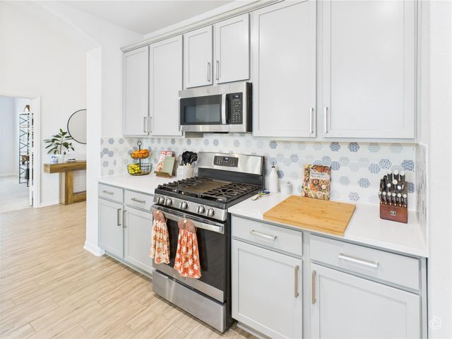 148 Ginger ST, Buda, TX 78610