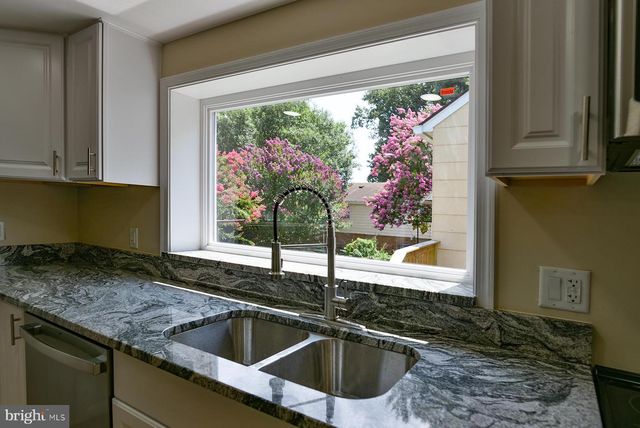 70 NOTTINGHAM RD, Hagerstown, MD 21740