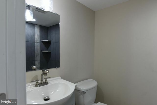 70 NOTTINGHAM RD, Hagerstown, MD 21740