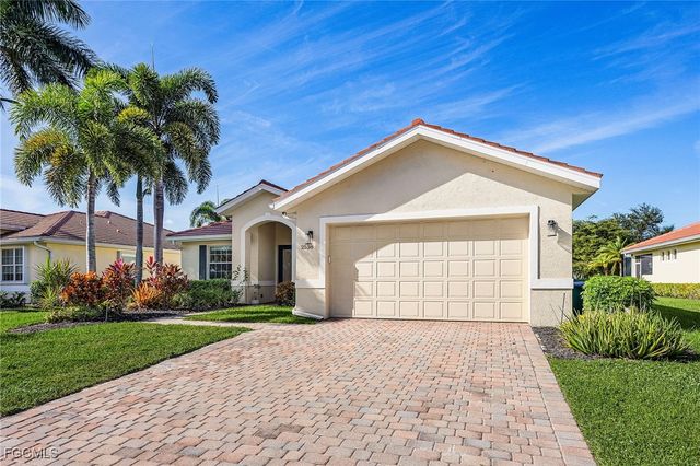 2538 Ashbury CIR, Cape Coral, FL 33991