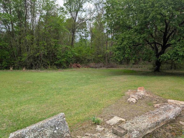3062 Mount Holly Rd, Camden, AR 71701