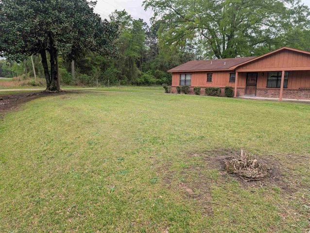 3062 Mount Holly Rd, Camden, AR 71701