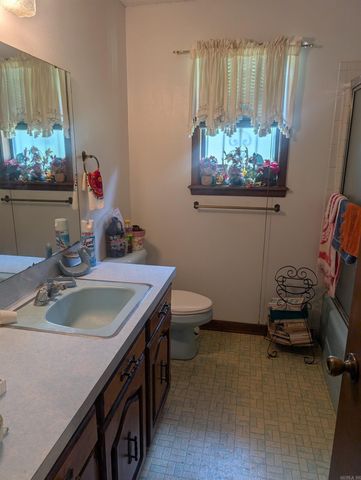 3062 Mount Holly Rd, Camden, AR 71701