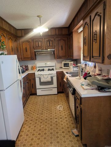 3062 Mount Holly Rd, Camden, AR 71701