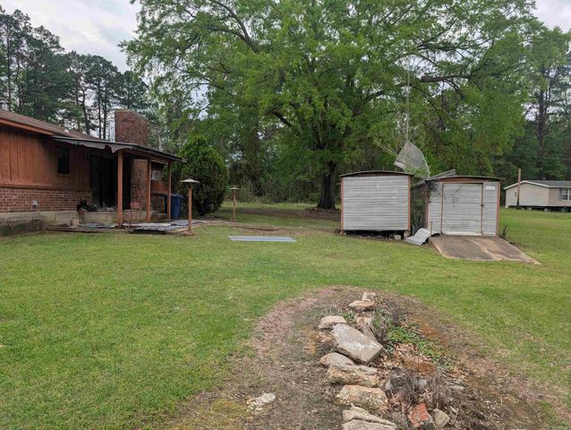 3062 Mount Holly Rd, Camden, AR 71701