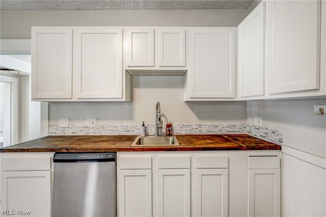 3520 Krather Road, Cleveland, OH 44109