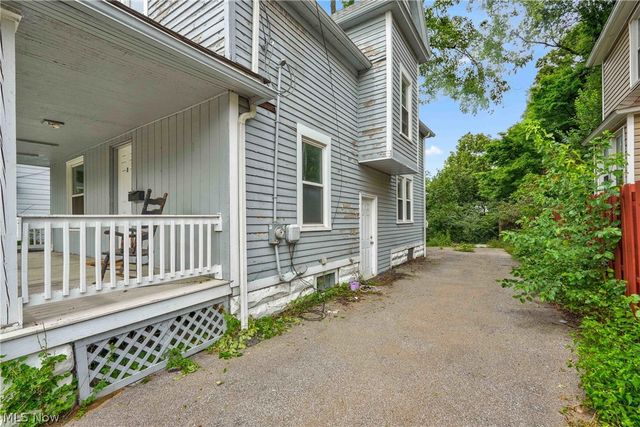 3520 Krather Road, Cleveland, OH 44109