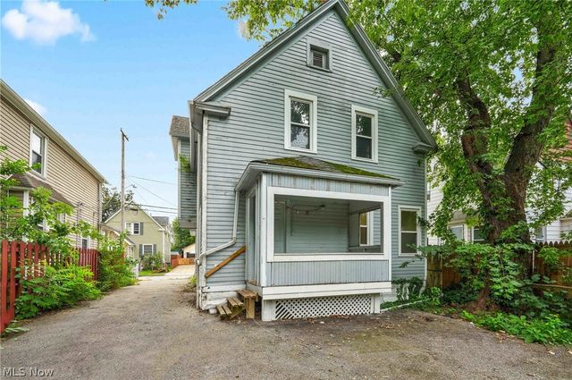 3520 Krather Road, Cleveland, OH 44109