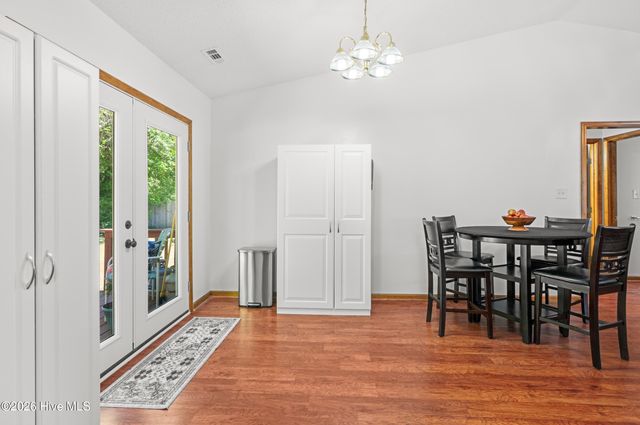 106 Ellen Court, Jacksonville, NC 28540